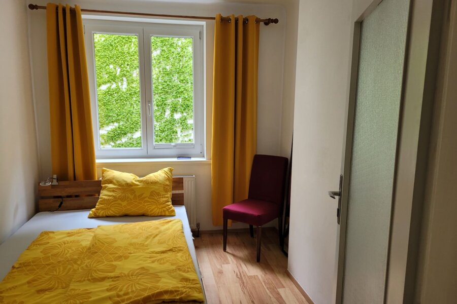 Fenster in den ruhigen Innenhof