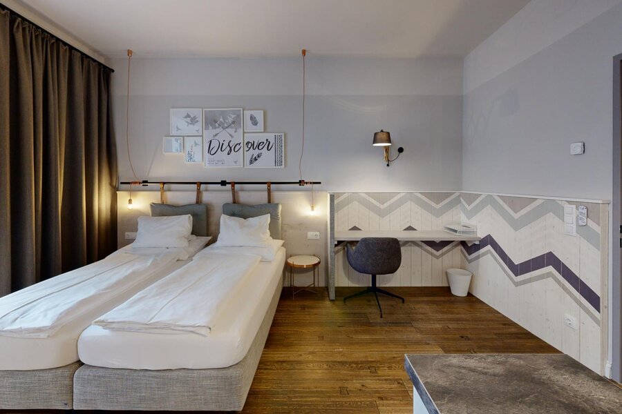 Schlafzimmer 2