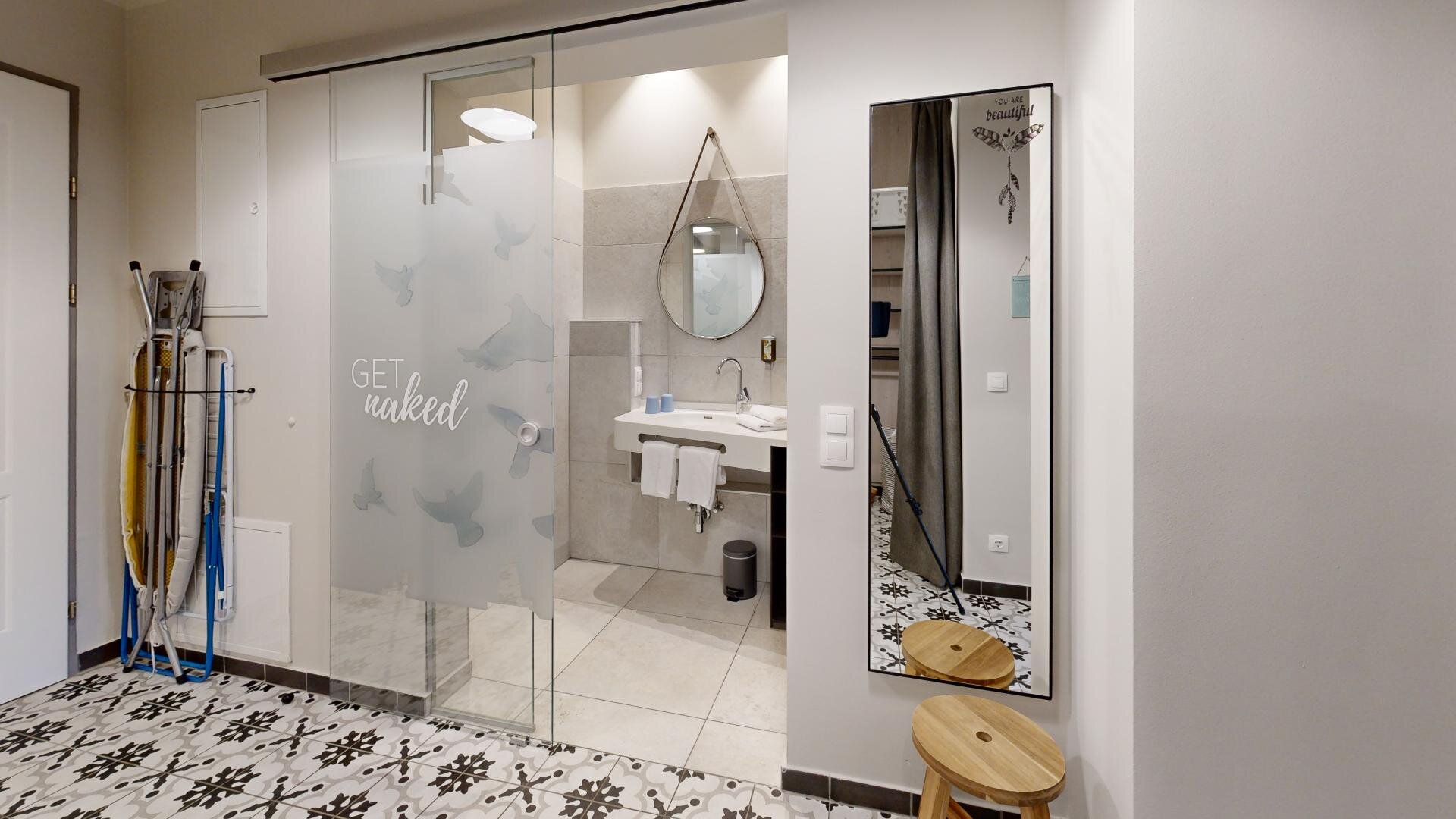 Badezimmer 1