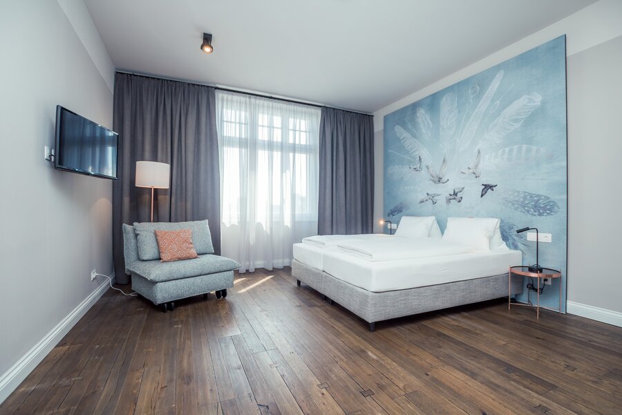 Schlafzimmer 1