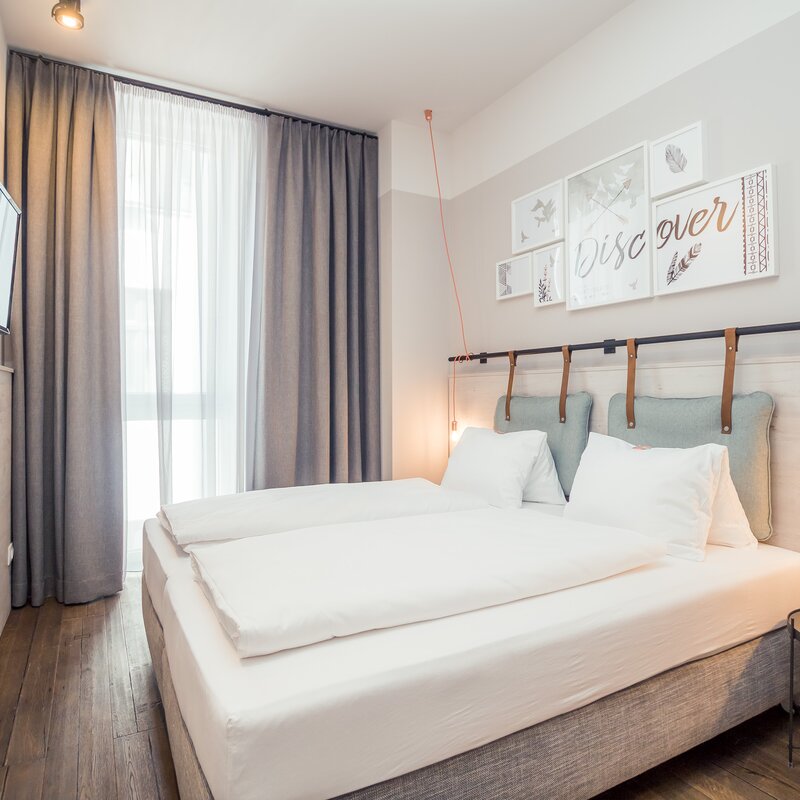 Schlafzimmer 2
