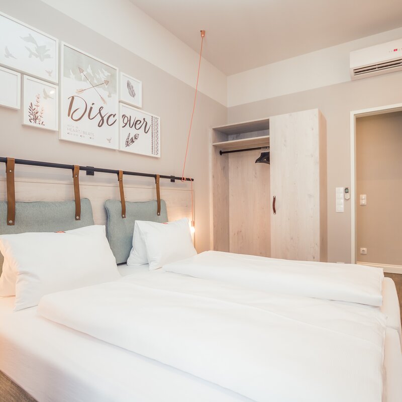 Schlafzimmer 2