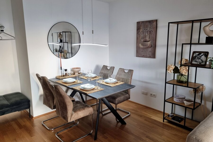 Esstisch | © G. Korntheil