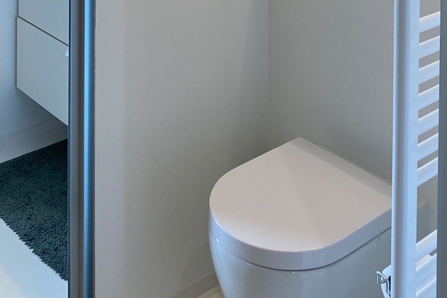 WC mit integrierter Schalenentlüftung