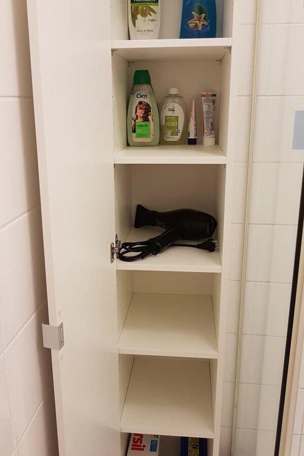 Schrank im Bad