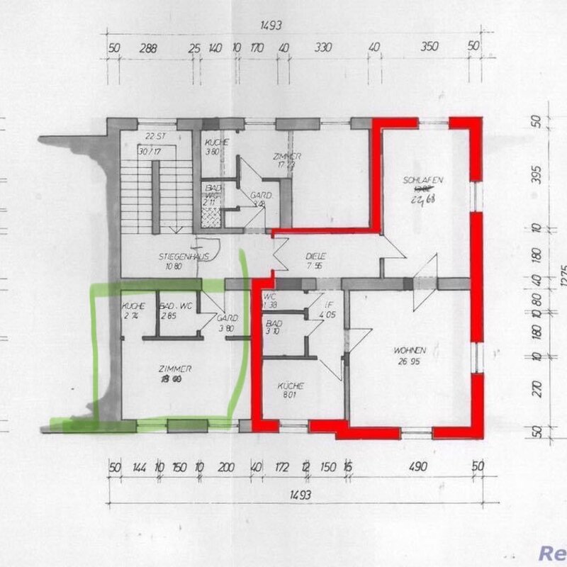 Floor plan outlined in green