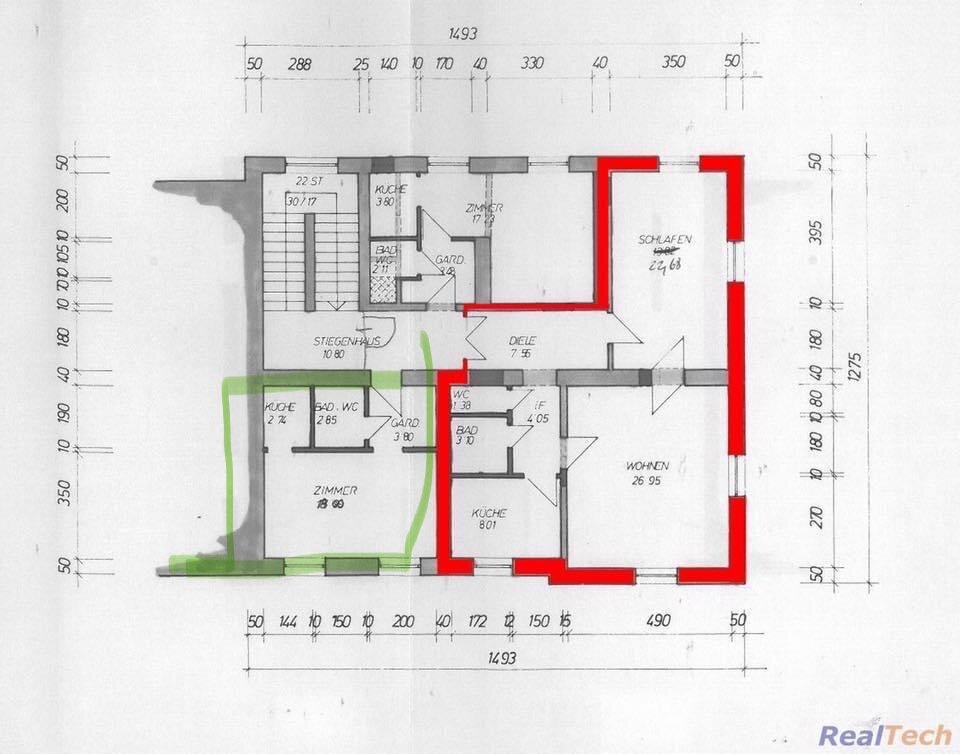 Floor plan outlined in green