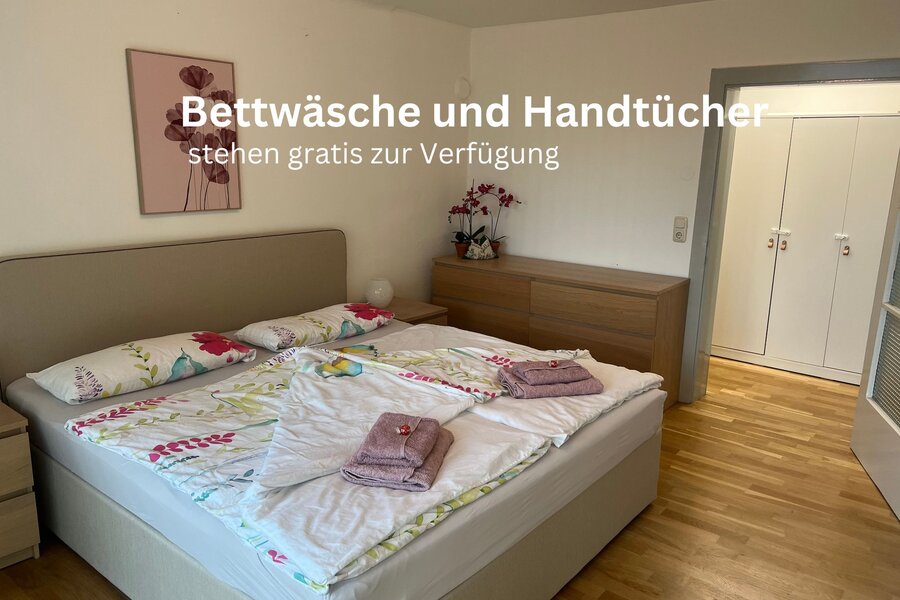 Bettwäsche und Handtücher