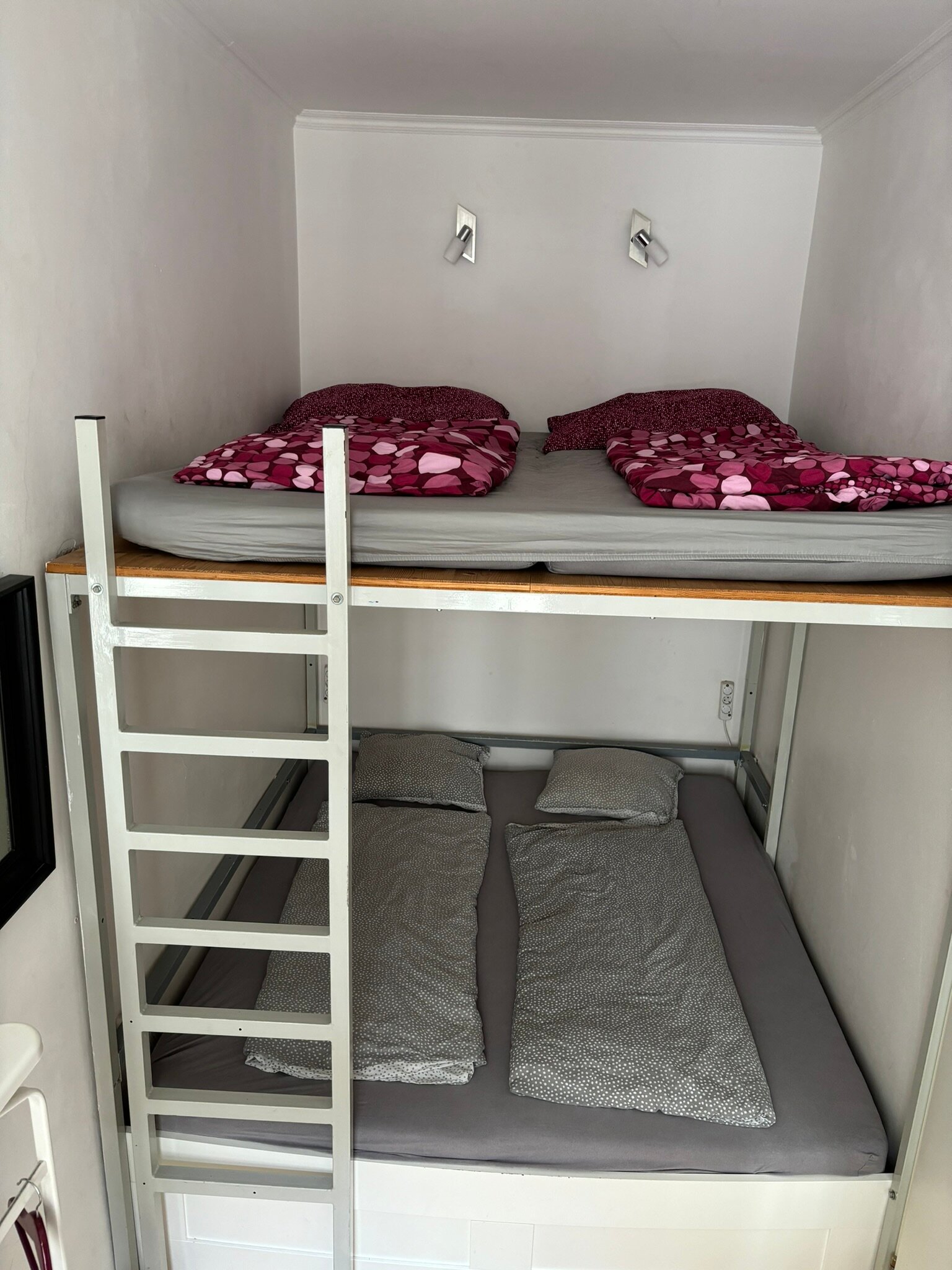 Double bunk bed