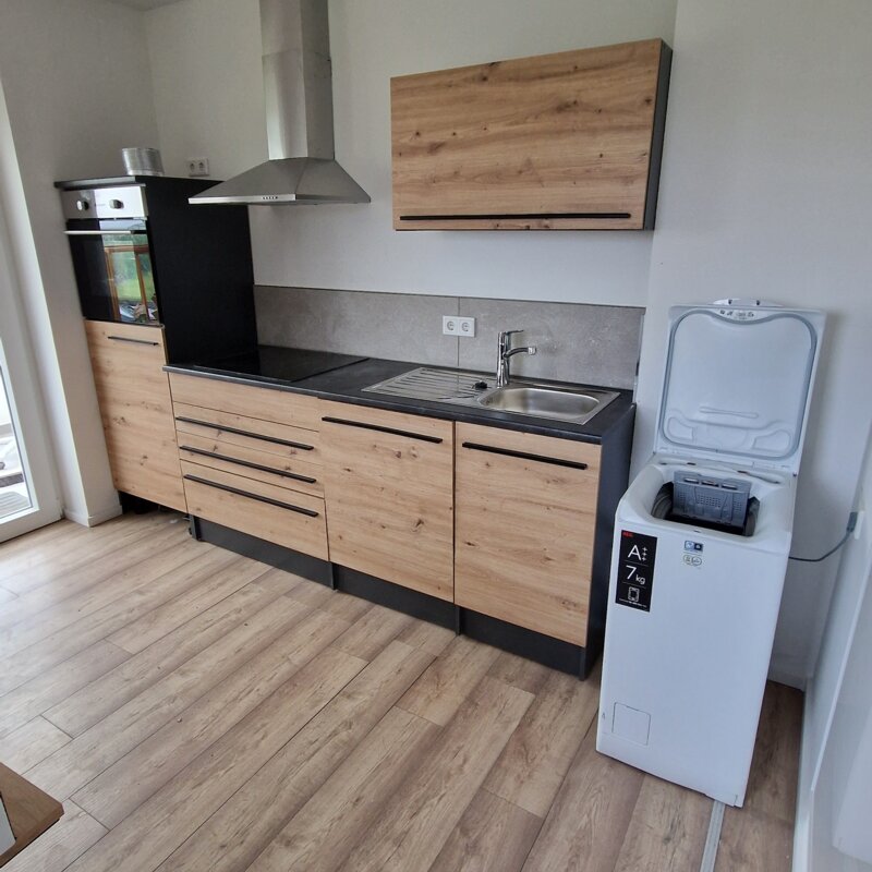 Voll ausgestattete Küche