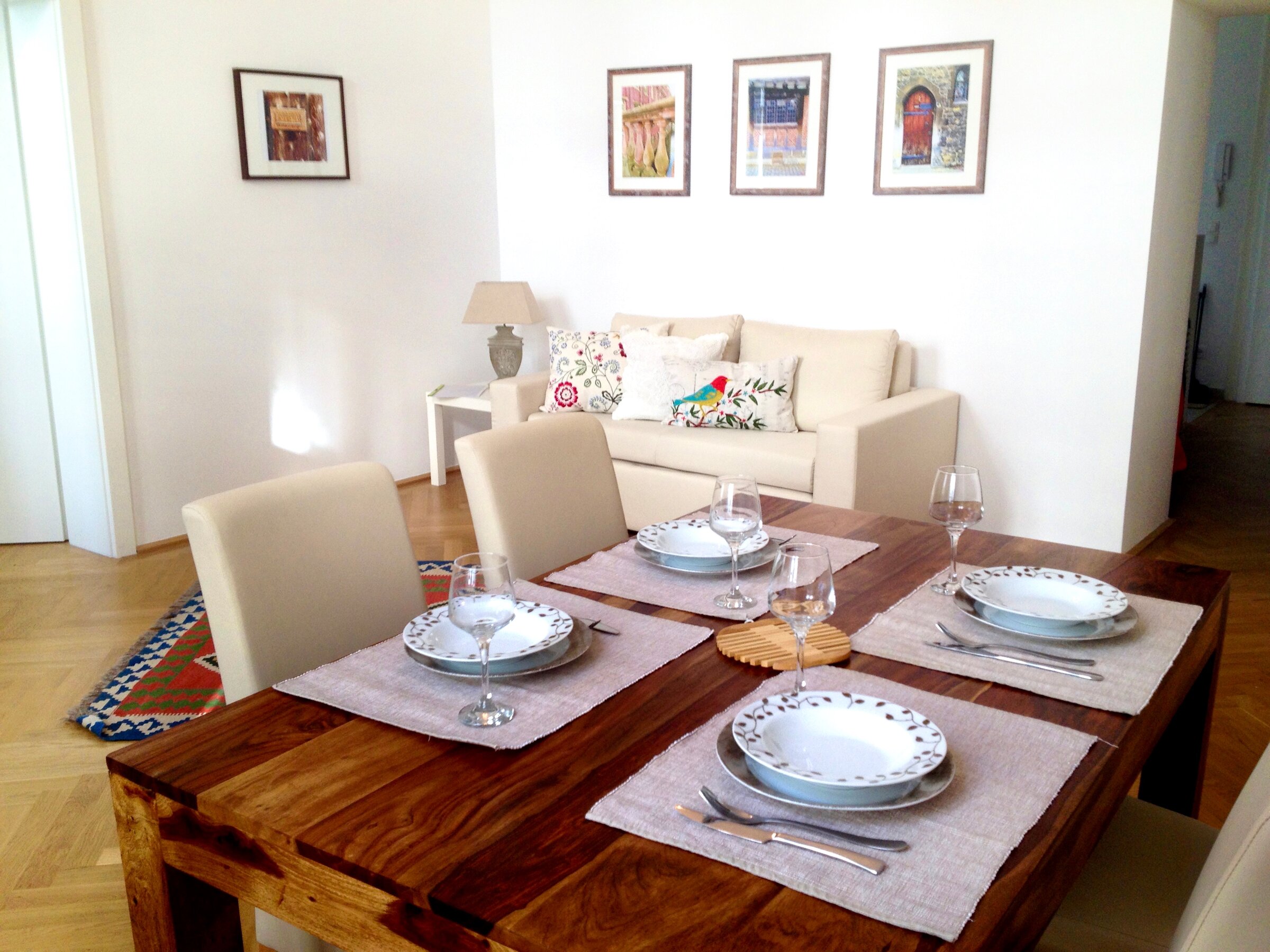 living dining area