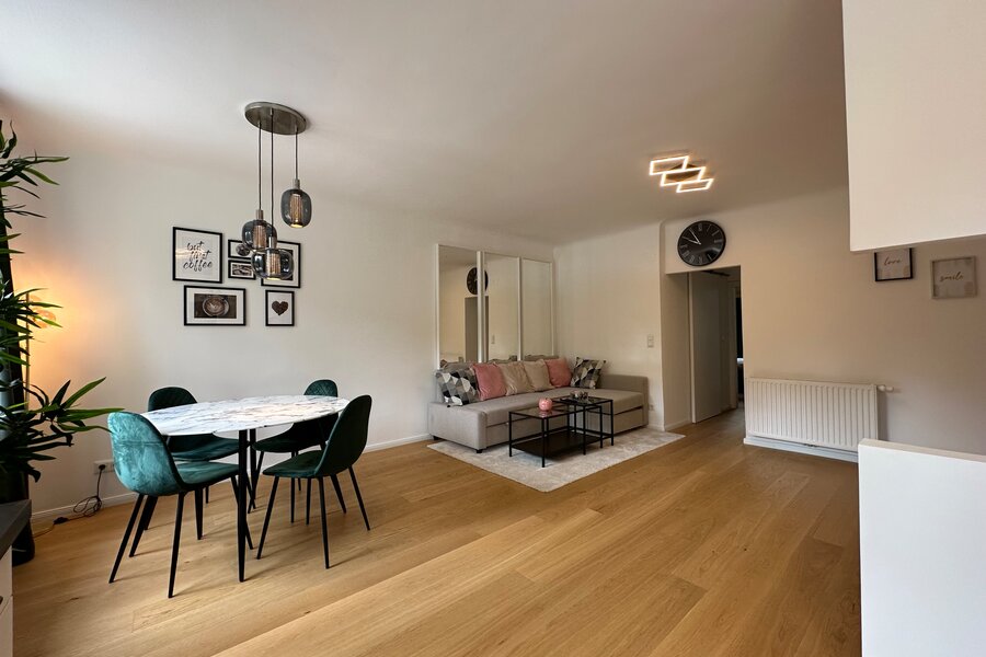 Wohnzimmer mit Schlafcouch