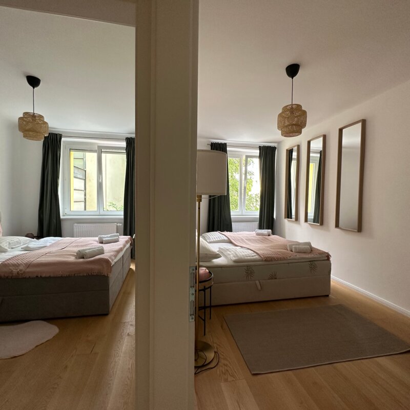 Beide Schlafzimmer inkl. Bett und Schrank ausgestattet