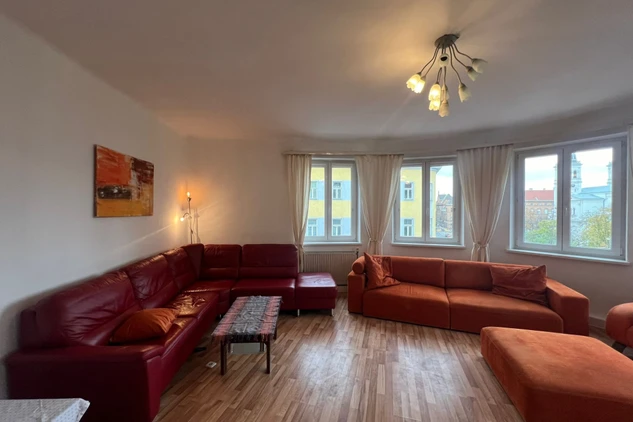 Schlafcouches im Halbrund