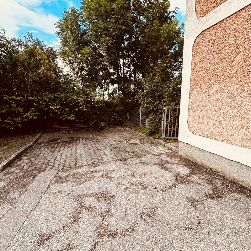 Parking lot