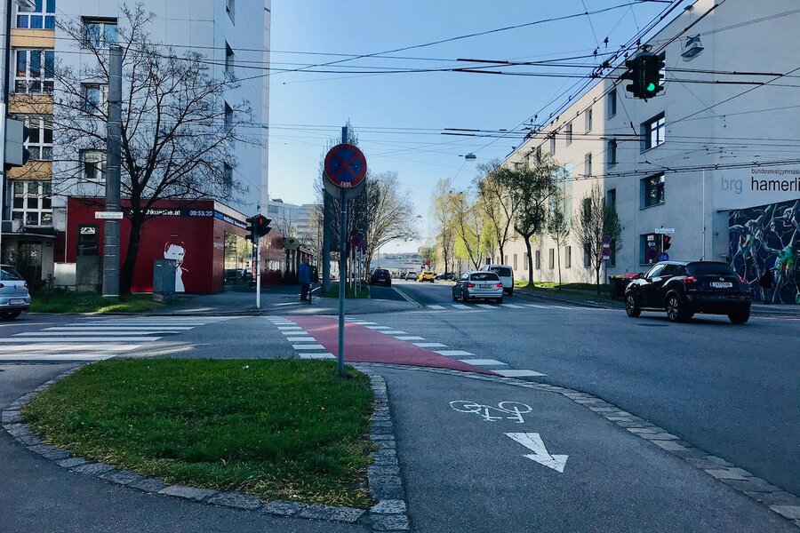 neben Hamerlingstraße