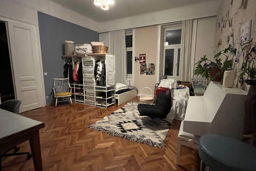 Kinderzimmer mit Klavier