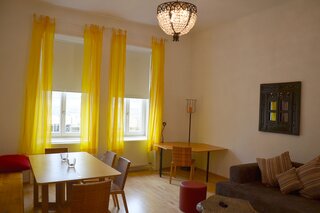 Wohnzimmer mit Schlafcouch