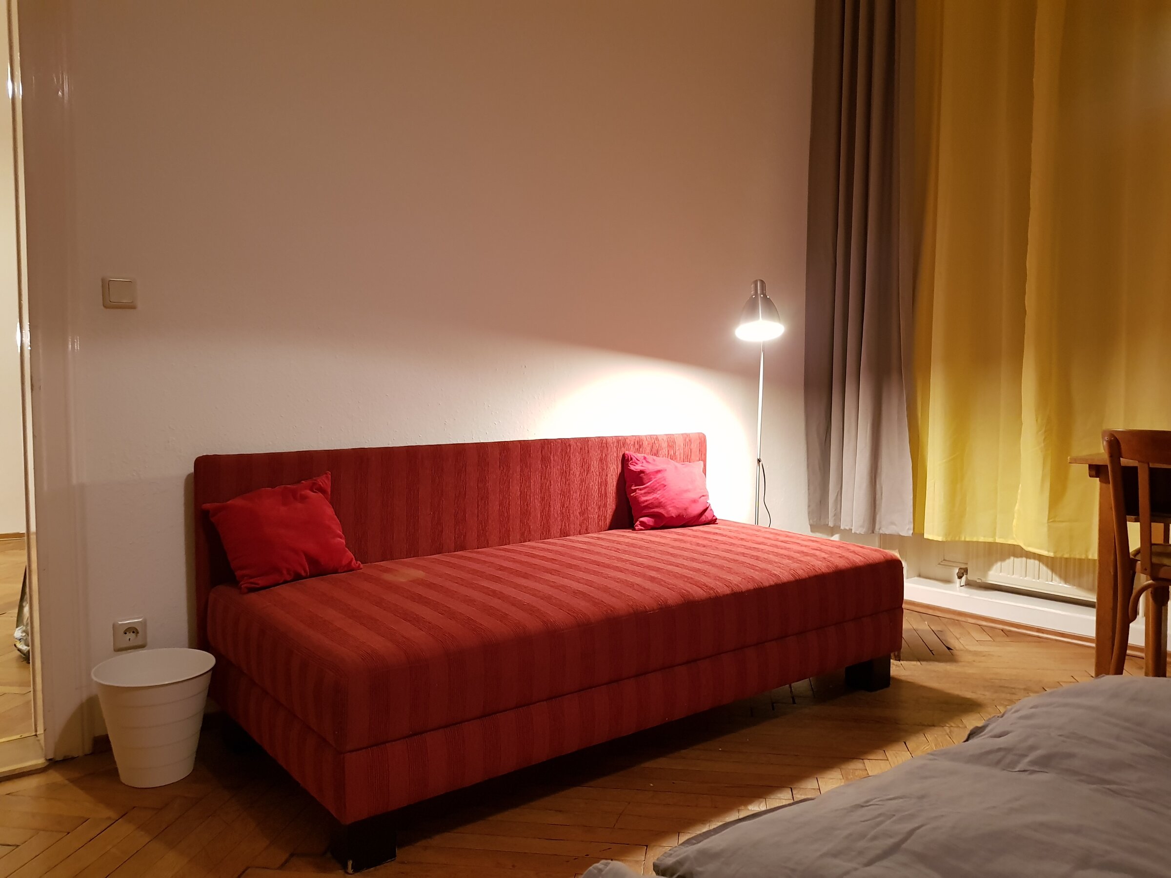 Einzelbett