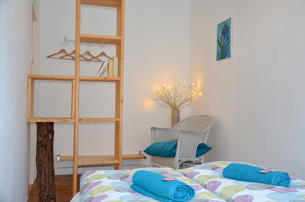 Schlafzimmer 1