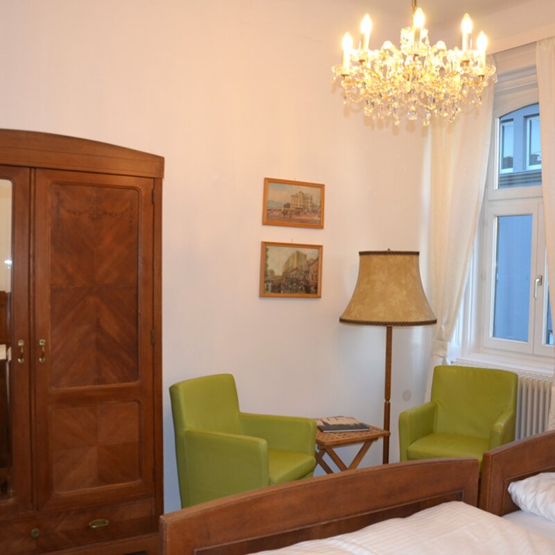 Schlafzimmer 2