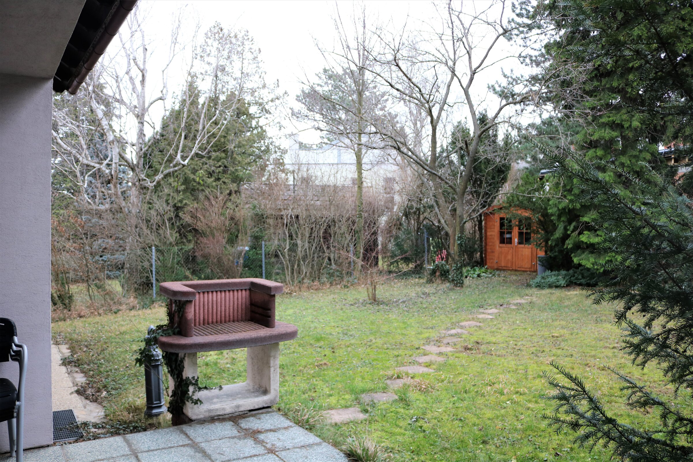 Terasse mit Grillplatz