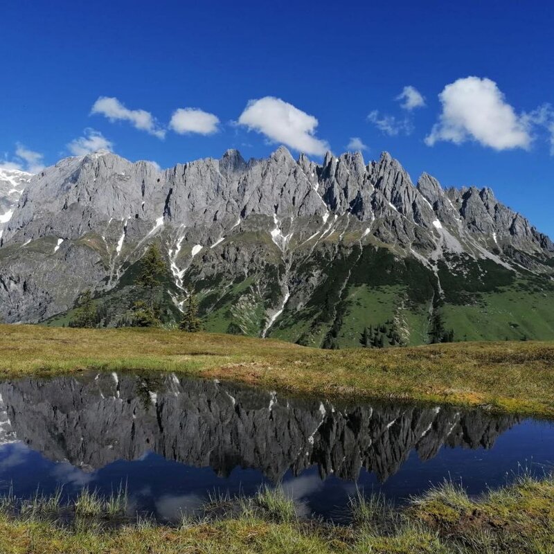 Alpines Bergpanorama mit Bergsee: 3-Zimmer Wohnung, Kurzzeitmiete & Wohnen auf Zeit für 1 bis 6 Monate in Mühlbach am Hochkönig