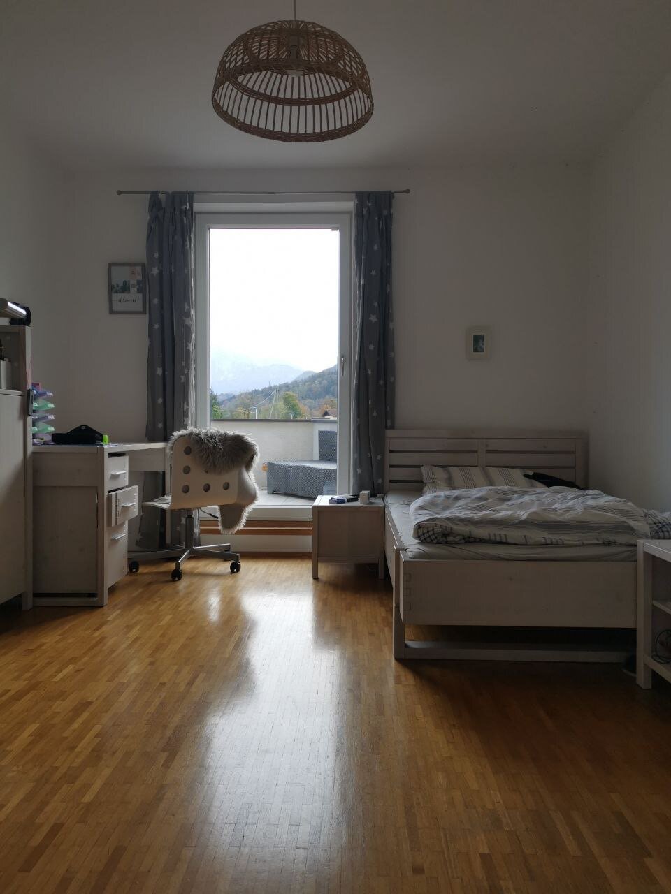 Bedroom with 100x200cm bed