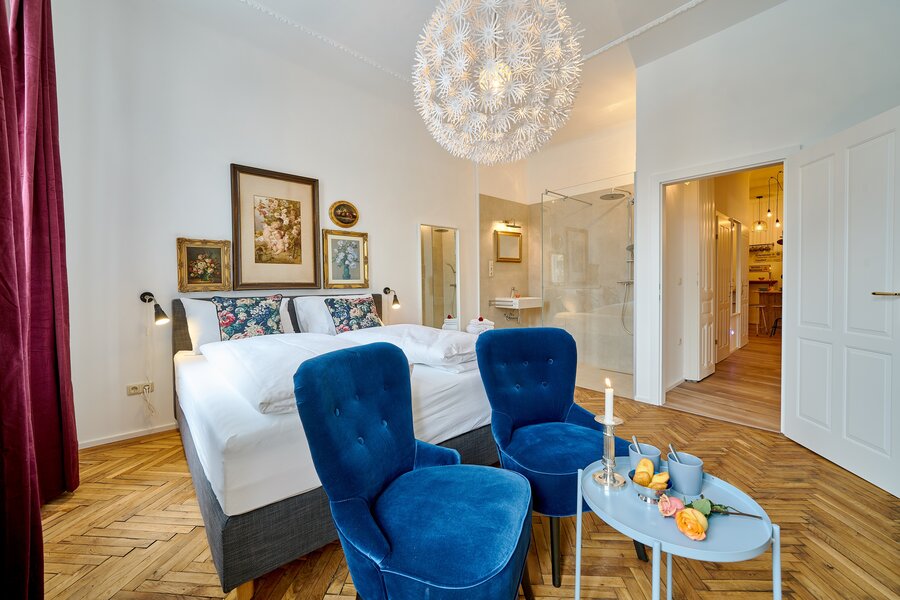 Sleeping Room FLOWERPOWER