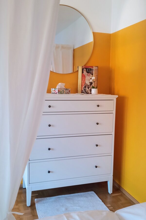 Bedroom detail