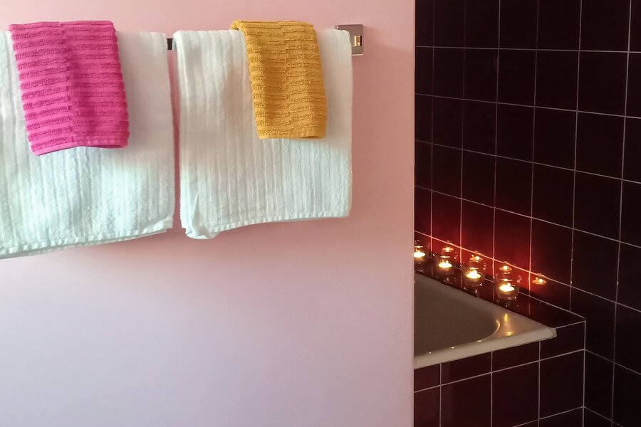 Bathroom detail