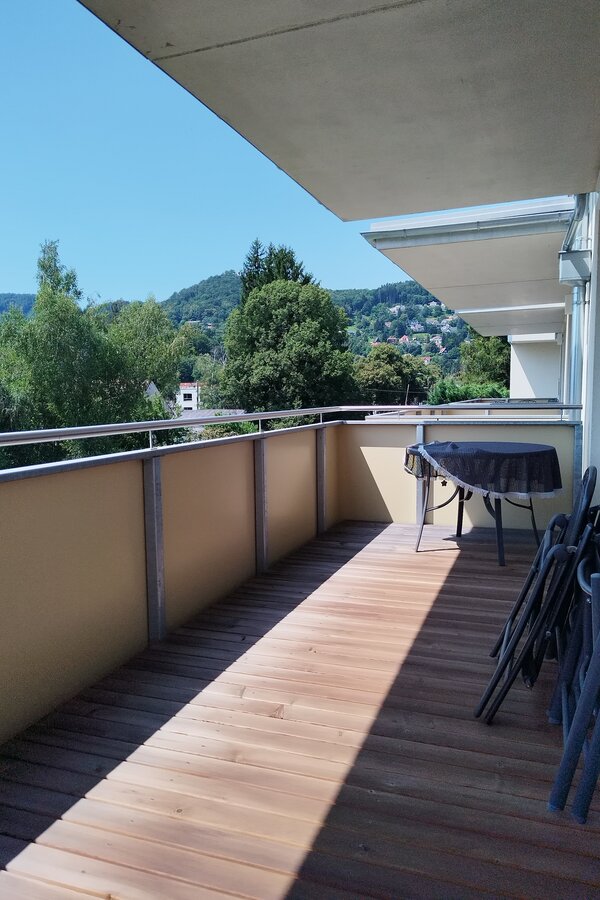 Schöner, ruhiger Balkon