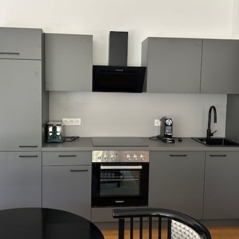 Voll ausgestattete Einbauküche