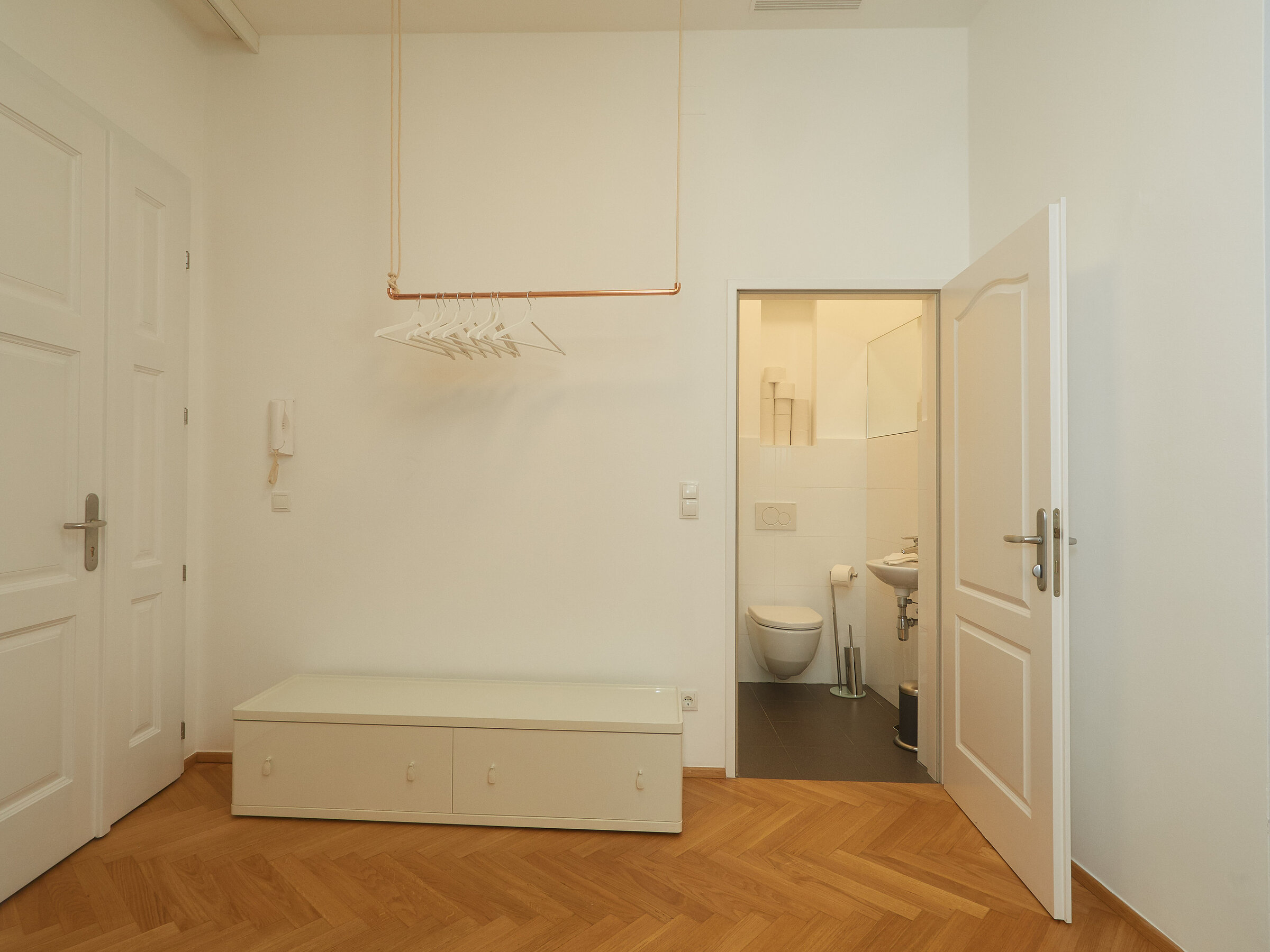 Vorraum/Garderobe/WC