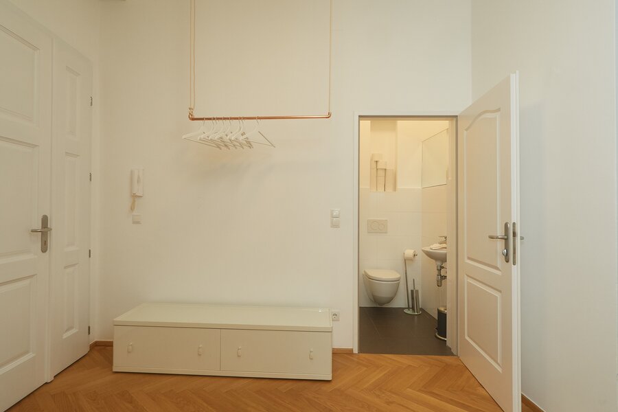 Vorraum/Garderobe/WC