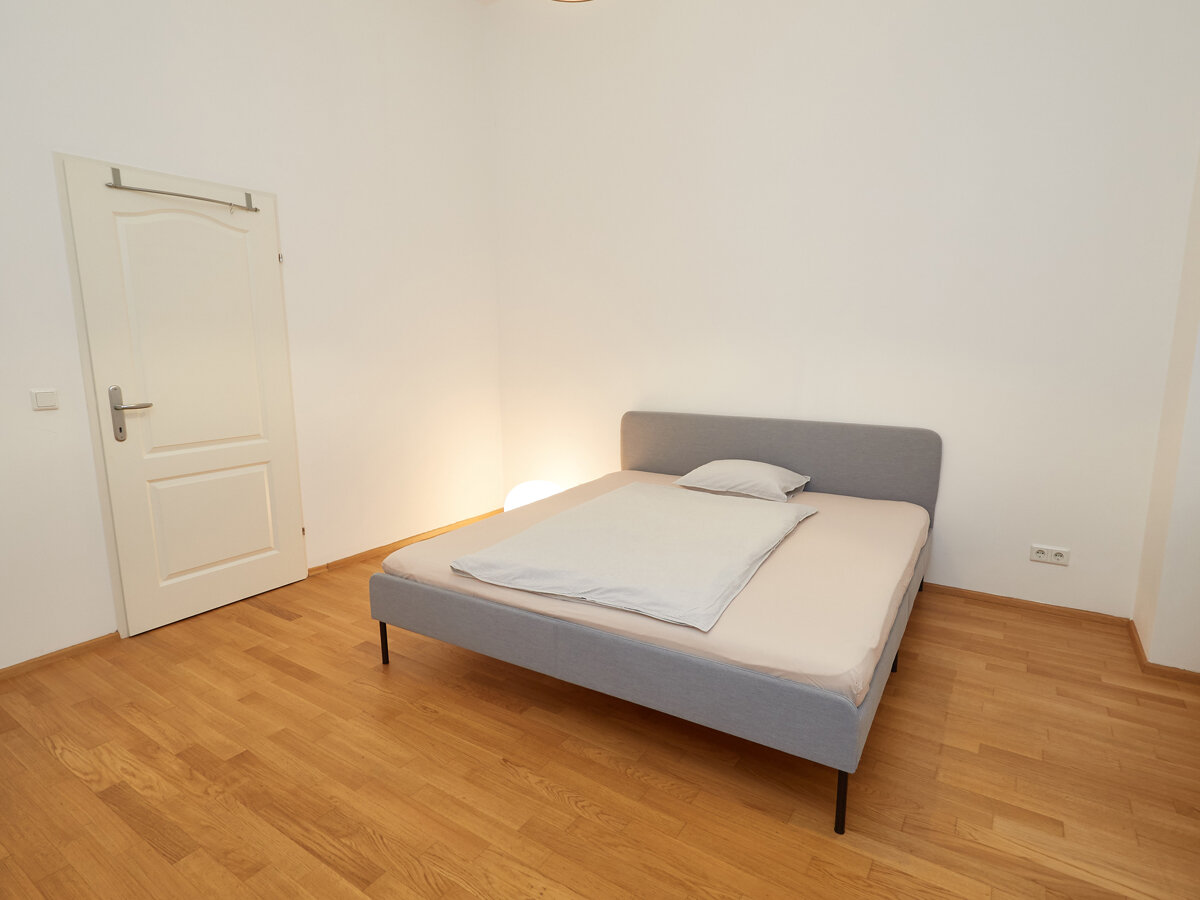 Schlafzimmer Nummer 1