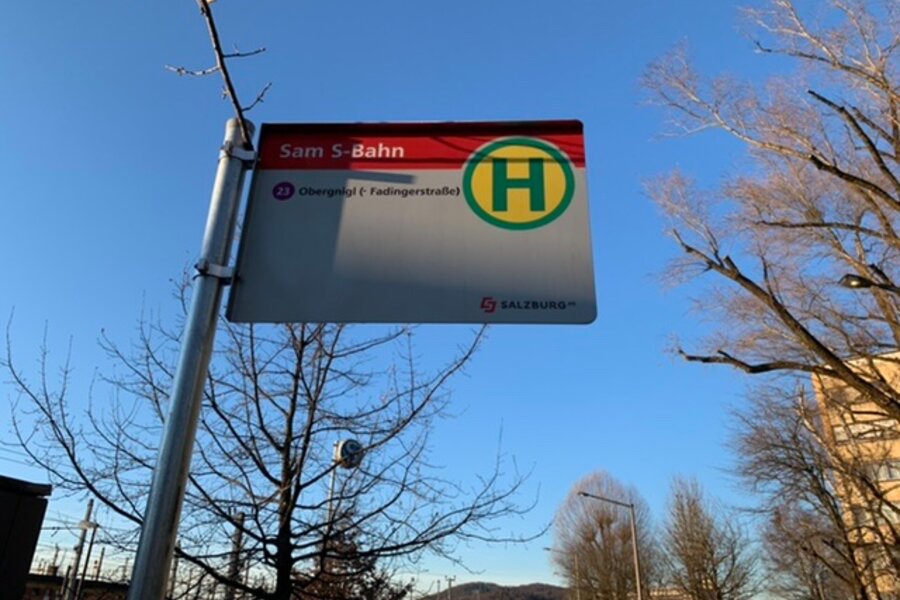 Bushaltestelle vor der Türe