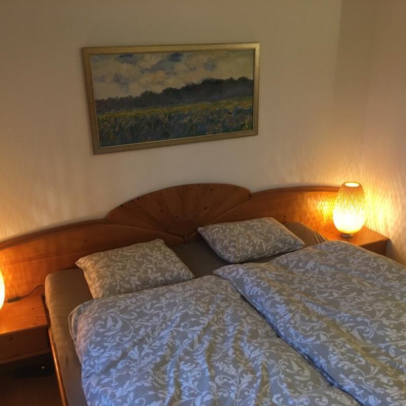 Solid wood furniture with high-quality Tempur mattresses