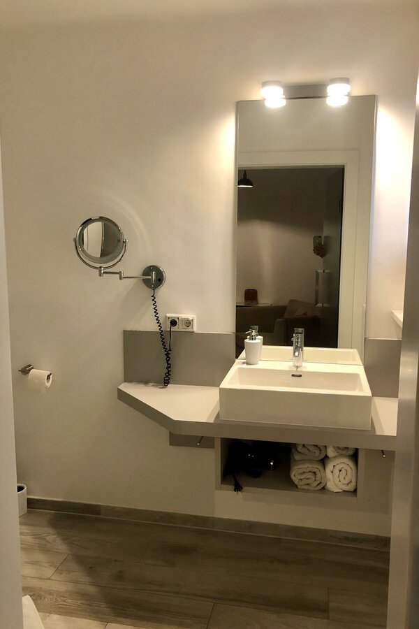 Badezimmer zu Schlafzimmer 1 | © Prisca Engelkes