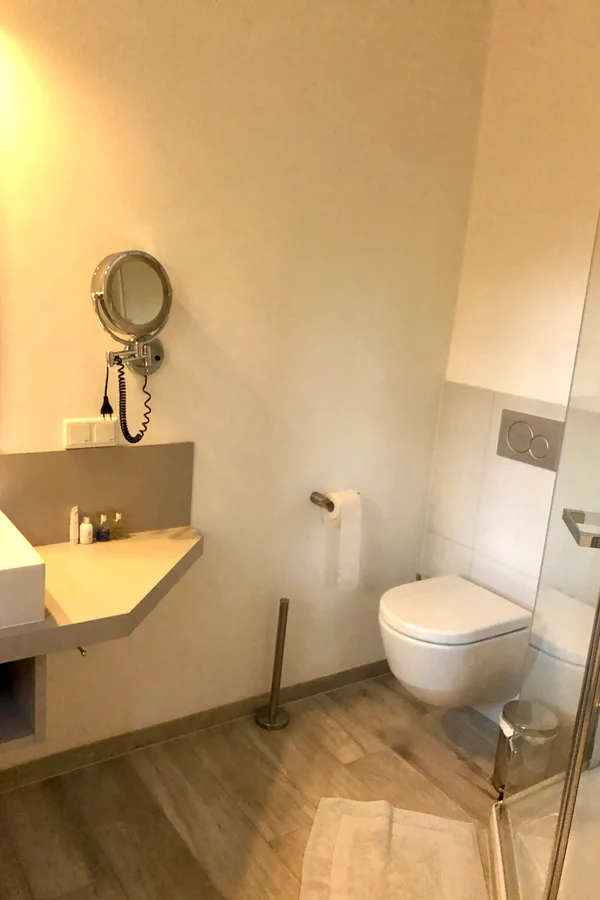 Badezimmer zu Schlafzimmer 2 | © Prisca Engelkes