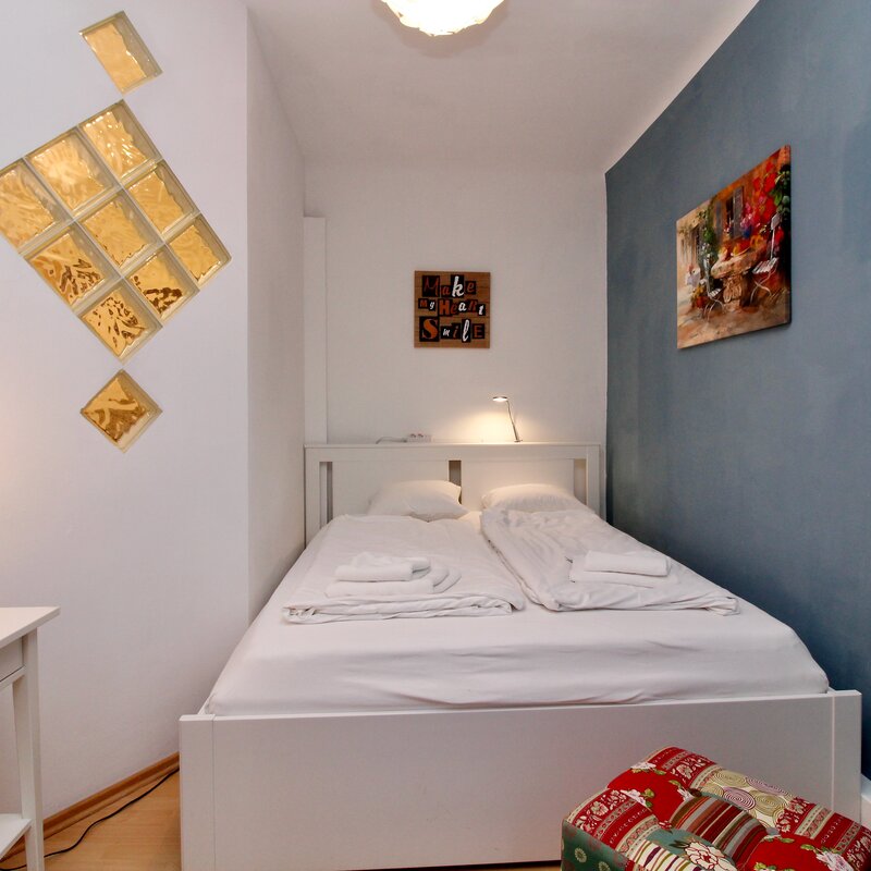 Ruhiges Schlafzimmer zum Innenhof