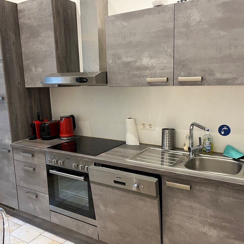 voll ausgestattete Küche