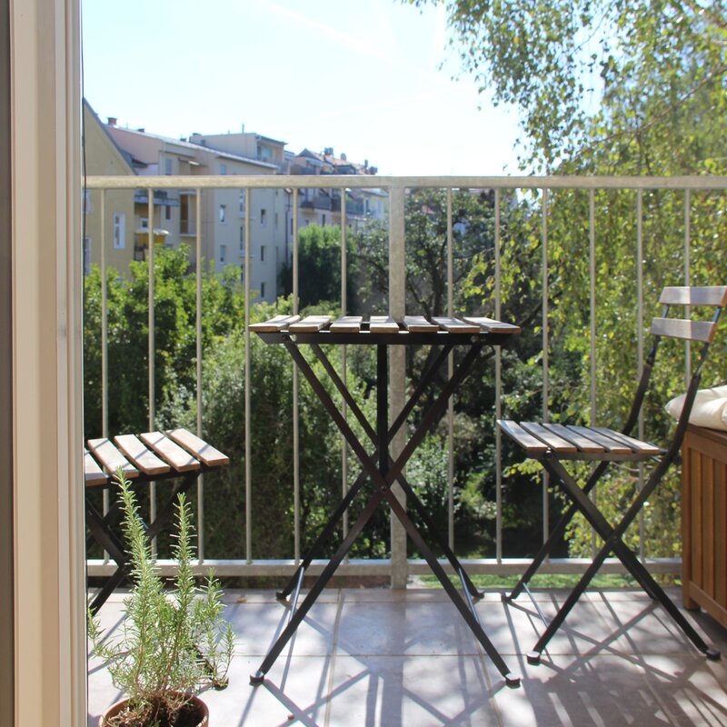 Balkon mit Kaffeetisch | © ©laurabell