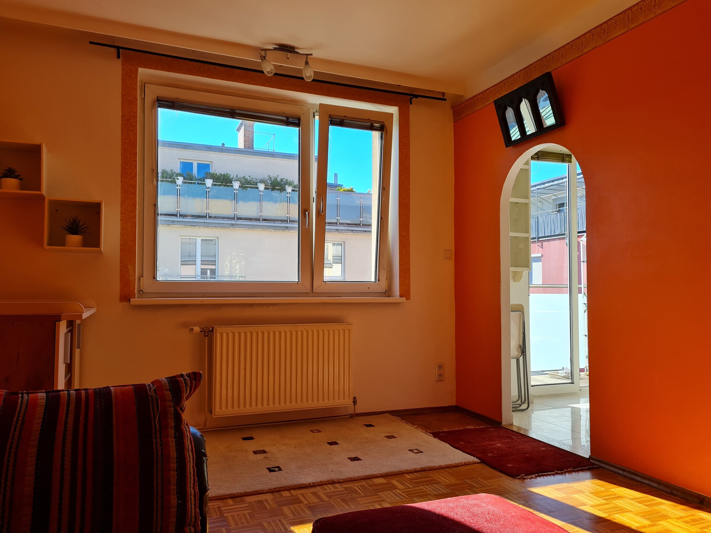 Blick aus dem Wohnzimmer Richtung Küche  | © Stefan Baloh 