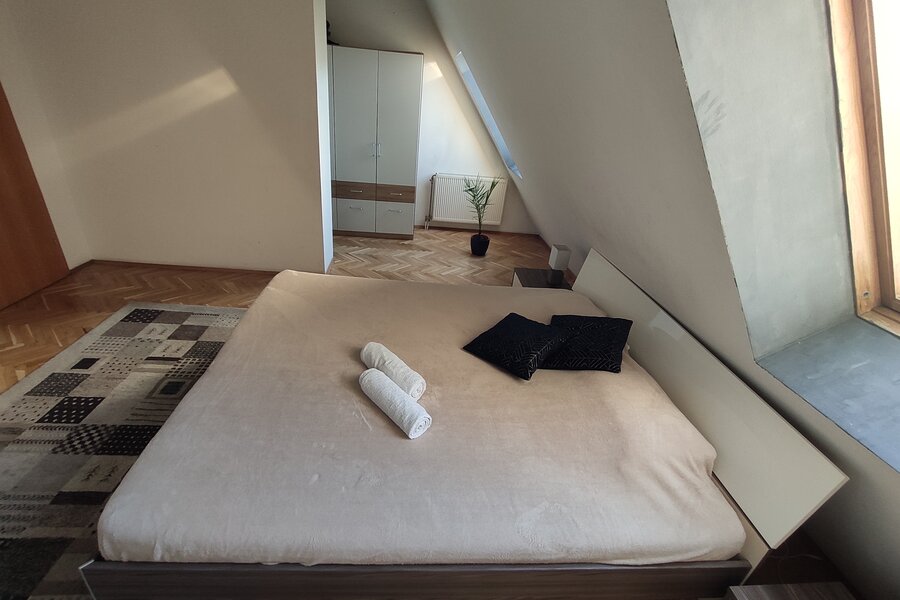 großes Schlafzimmer