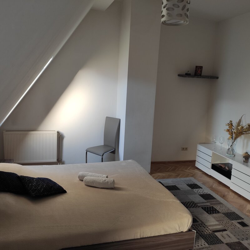 großes Schlafzimmer