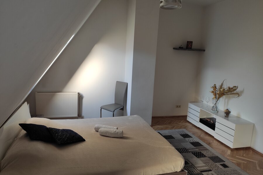 großes Schlafzimmer