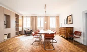 Geräumiges Esszimmer | © Stephanie Scheffenacker