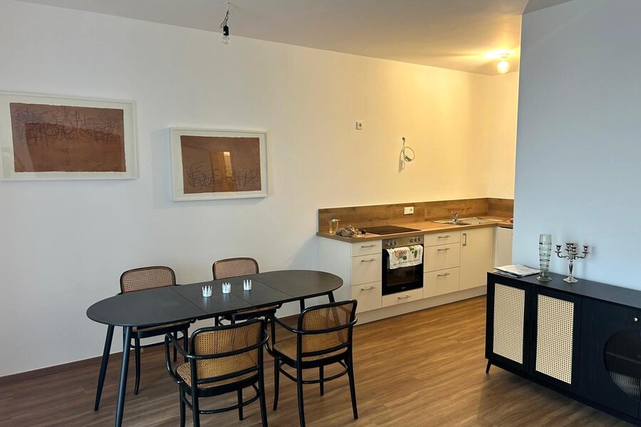 Essraum mit Küche