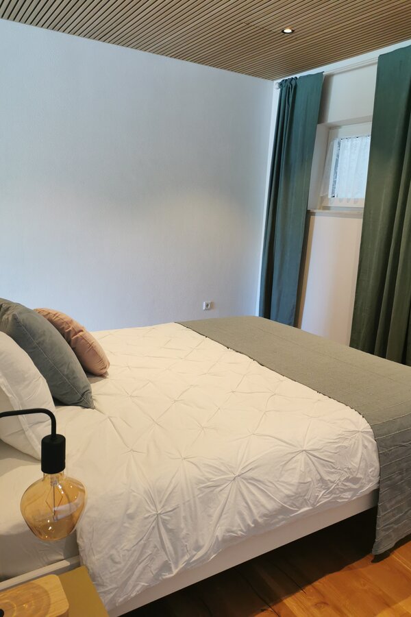 Queen-size Bett
